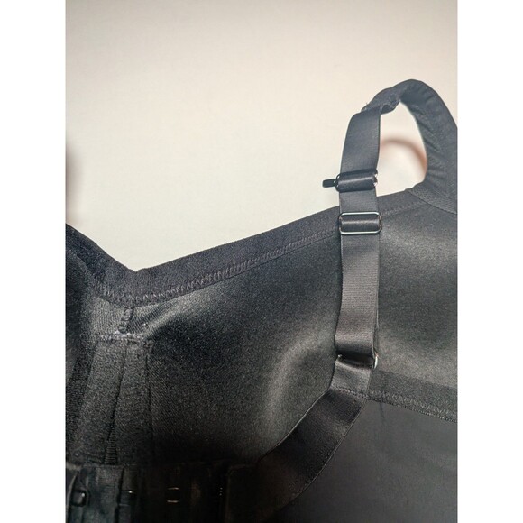 Torrid Active Plus 44DD Black Mid Impact Underwire Sports Bra Wide Band Adjust - Picture 7 of 12